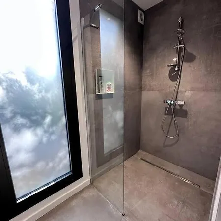 Magnifique Avec Piscine Et Jaccuzziii * 세노스