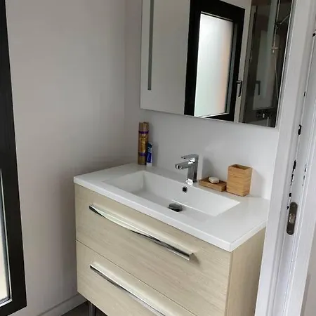 아파트 Magnifique Avec Piscine Et Jaccuzziii